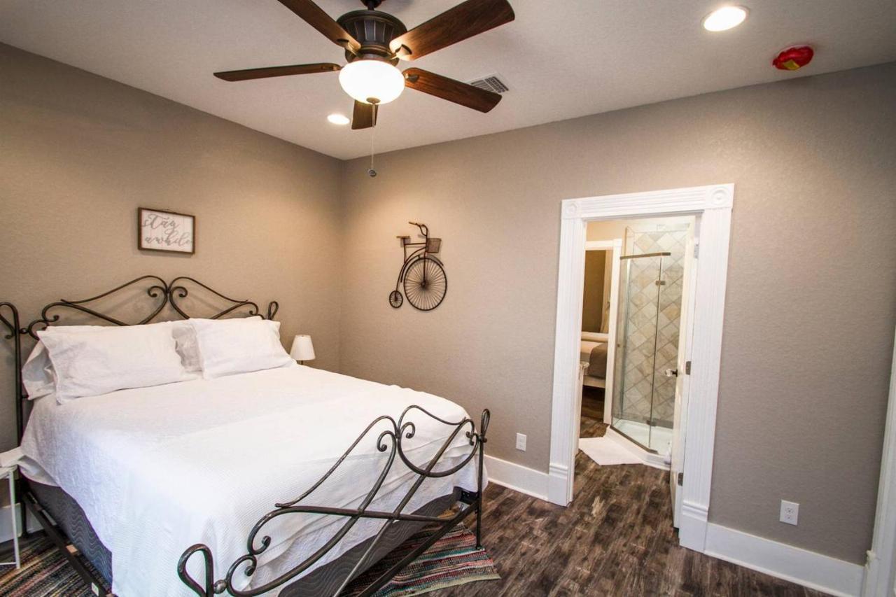 Wyoming St Restored Historic 2Br/1Ba Downtown سان أنطونيو المظهر الخارجي الصورة