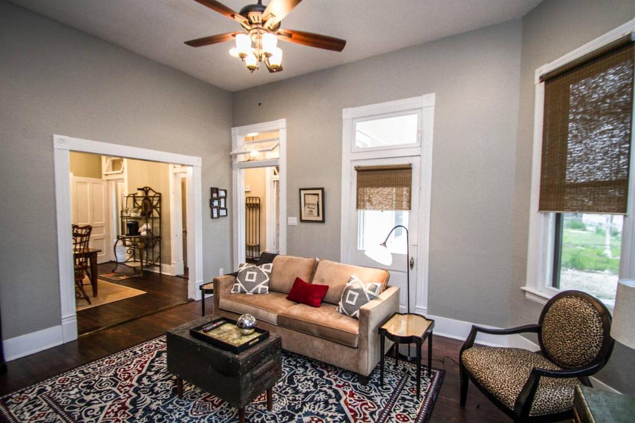 Wyoming St Restored Historic 2Br/1Ba Downtown سان أنطونيو المظهر الخارجي الصورة
